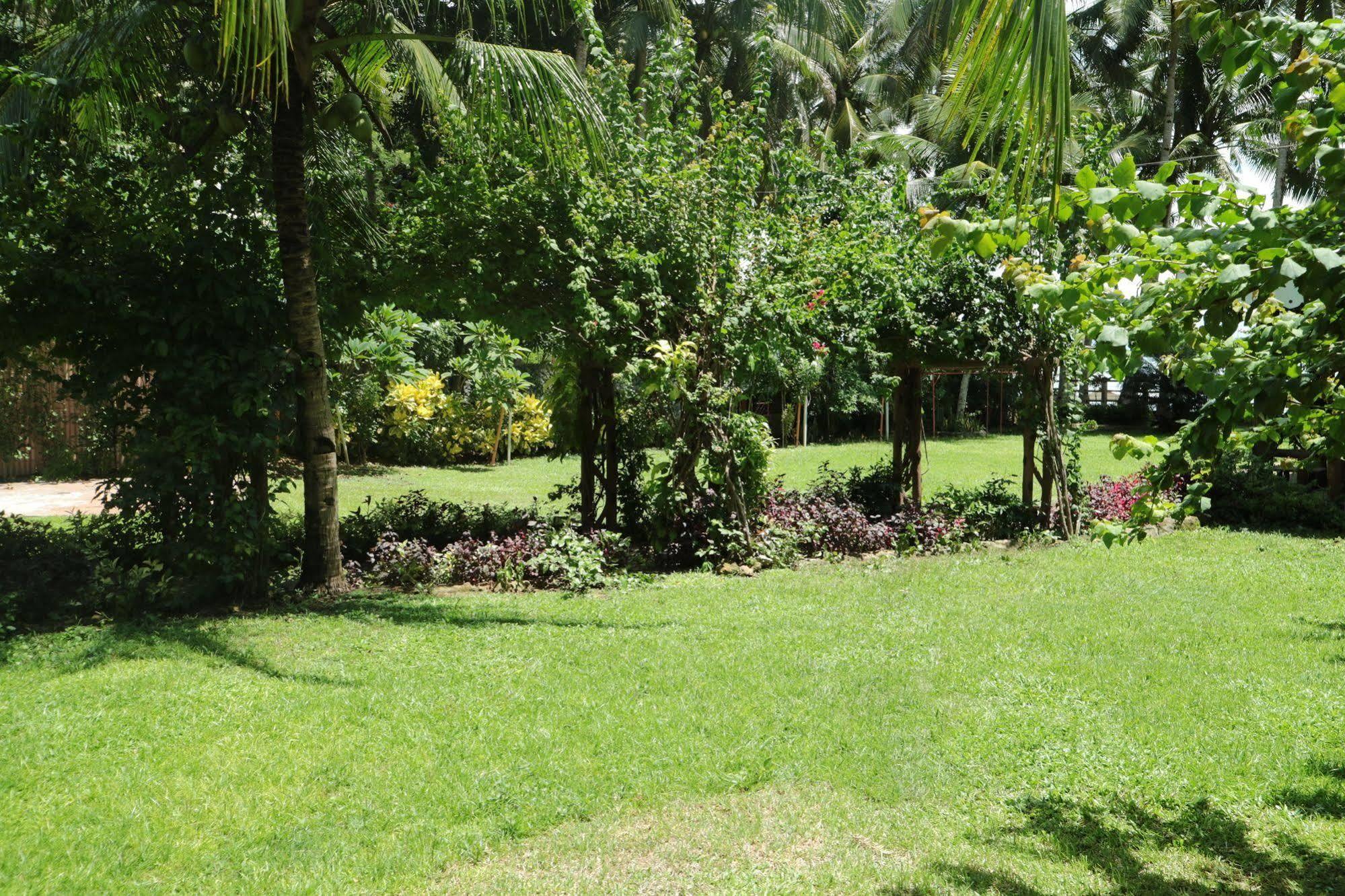 Jannah Glycel Beach House Hotel Guimaras Eksteriør billede